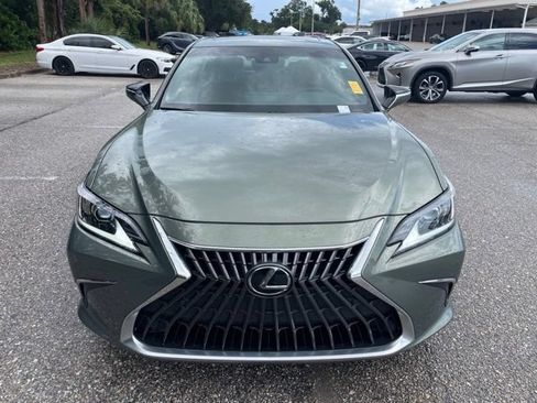 Used 2024 Lexus ES 350 w/ Premium Package FWD image 6