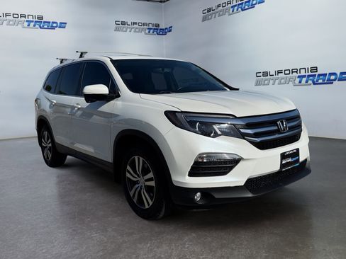 Used 2017 Honda Pilot EX-L image 3