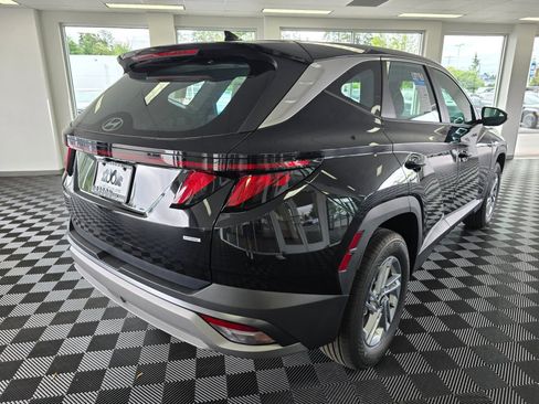 New 2026 Hyundai Tucson SE AWD/4WD image 3