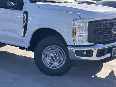 New 2025 Ford F250 XL w/ XL Chrome Package image 4
