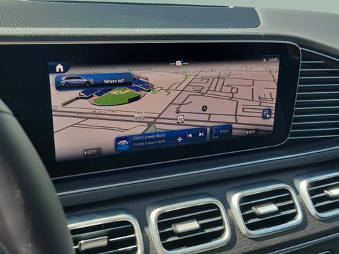 New 2026 Mercedes-Benz GLS 450 4MATIC image 34