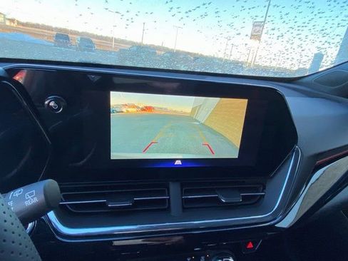 New 2026 Chevrolet Trax RS w/ Sunroof Package image 23