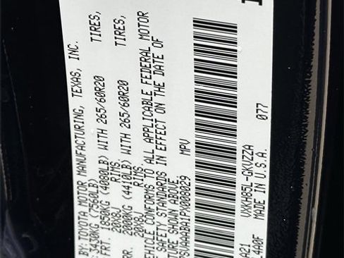 Certified 2023 Toyota Sequoia Platinum image 38