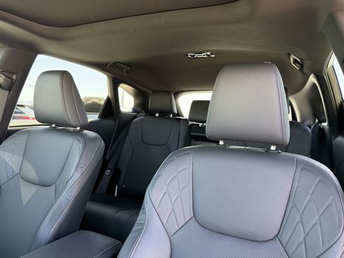 Certified 2025 Lexus RX 350 FWD w/ Technology Package image 20