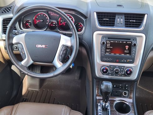 Used 2017 GMC Acadia Limited SLT FWD image 9