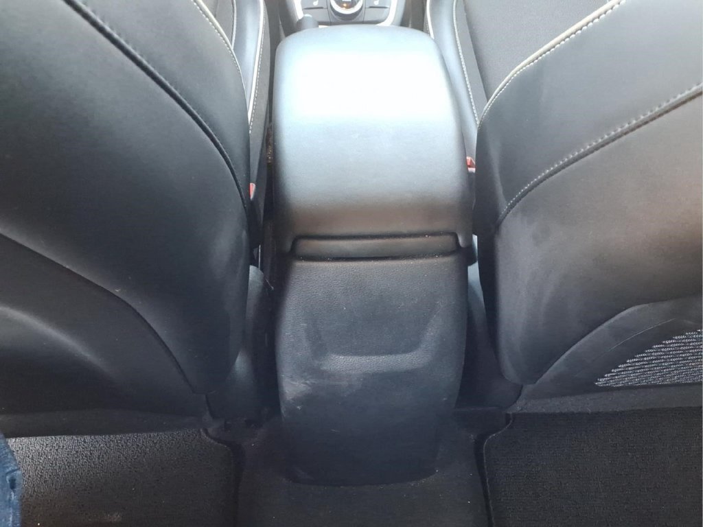 Used 2022 Hyundai Venue Limited FWD image 13