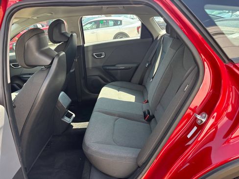 Used 2025 Kia K4 FWD image 24