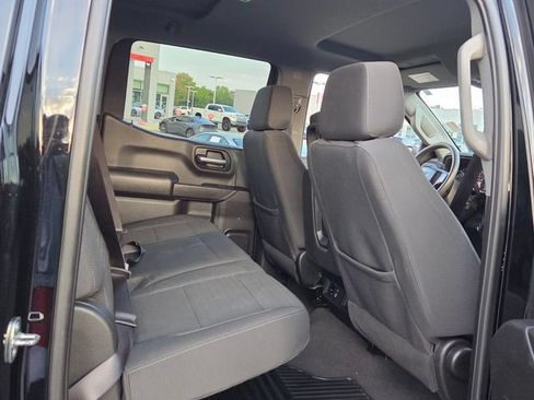 Used 2024 Chevrolet Silverado 1500 Custom Trail Boss AWD/4WD image 15