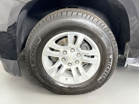 Used 2019 Chevrolet Tahoe LT image 37
