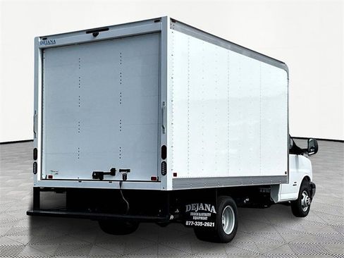 New 2025 Chevrolet Express 4500 w/ Power Convenience Package image 6