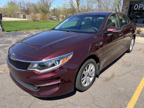 Used 2016 Kia Optima LX image 7
