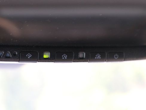 Used 2024 Toyota Sienna XLE w/ XLE Plus Package FWD image 24