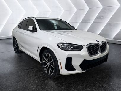 Used 2022 BMW X4 xDrive30i w/ M Sport Package 2