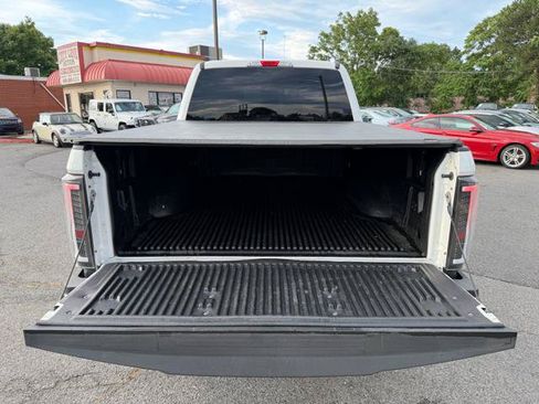 Used 2018 Ford F250 XLT AWD/4WD image 15