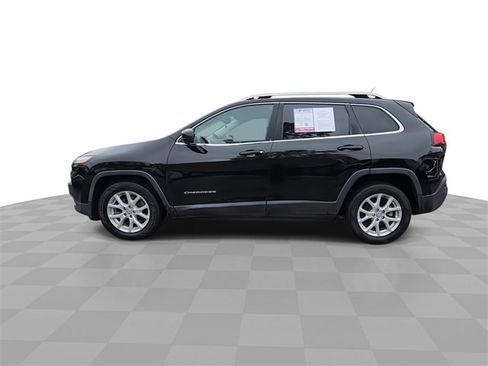 Used 2018 Jeep Cherokee Latitude image 5