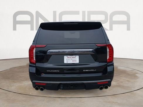 Used 2023 GMC Yukon XL Denali Ultimate AWD/4WD image 9