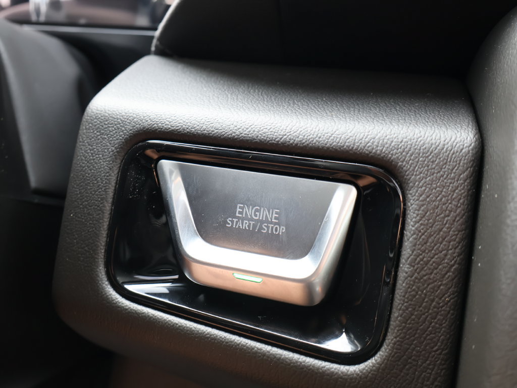 New 2026 GMC Yukon Denali w/ Advanced Technology Package AWD/4WD image 22