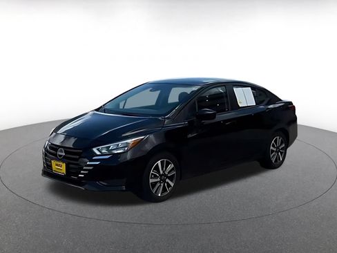 Used 2025 Nissan Versa SV FWD image 7