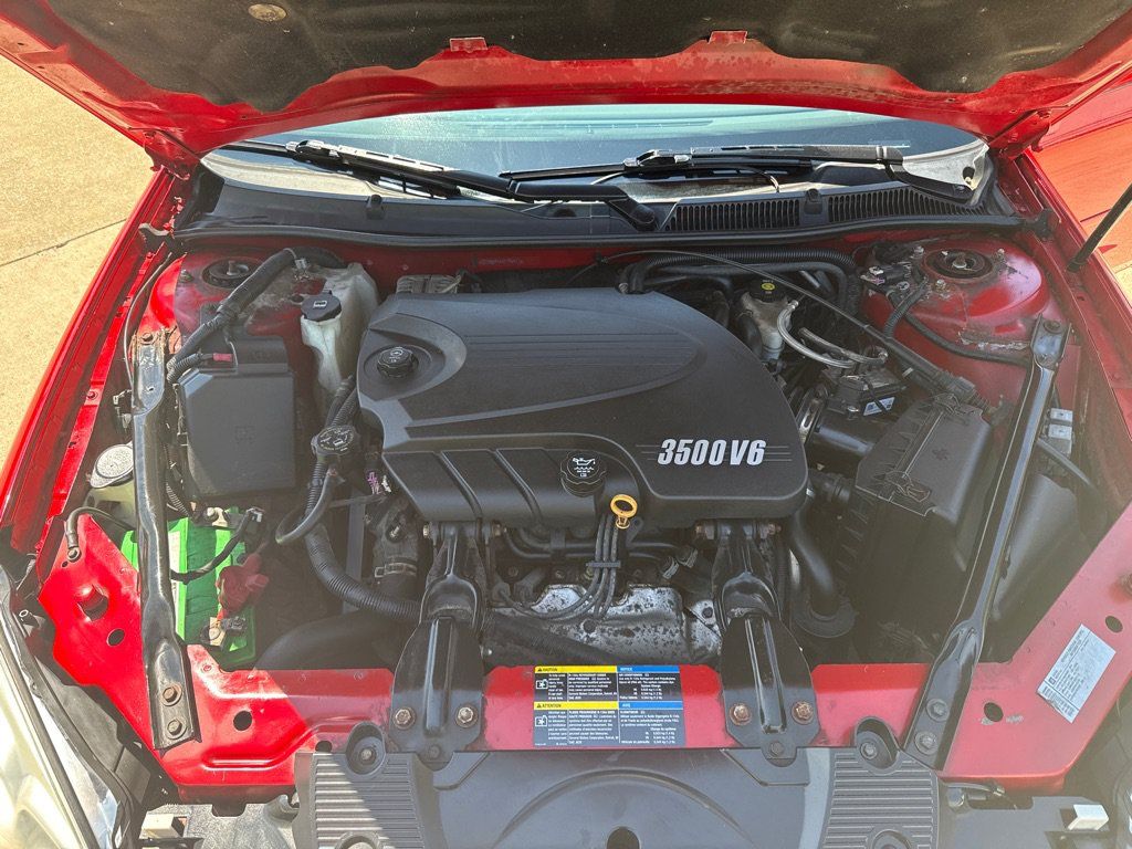 Used 2010 Chevrolet Impala LT FWD image 18