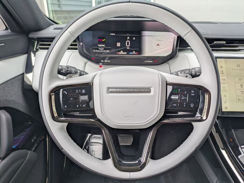 New 2026 Land Rover Range Rover Sport Dynamic SE image 14