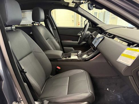 Used 2026 Land Rover Range Rover Velar Dynamic SE image 10