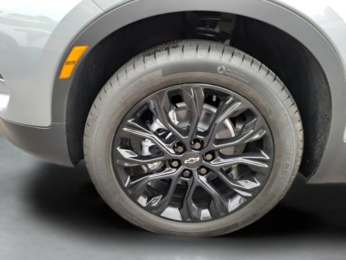 New 2026 Chevrolet Blazer LT w/ Convenience Package FWD image 26