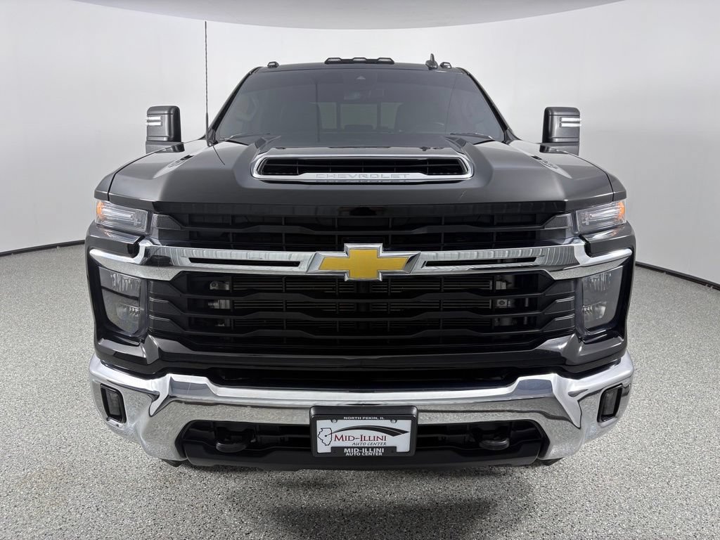 Used 2024 Chevrolet Silverado 3500 LT w/ Convenience Package AWD/4WD image 9