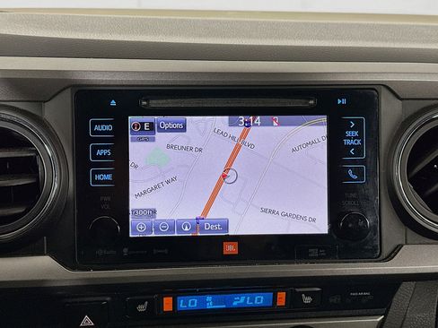 Used 2019 Toyota Tacoma Limited image 21