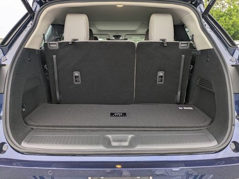 New 2026 INFINITI QX60 Luxe w/ Cargo Package AWD/4WD image 13