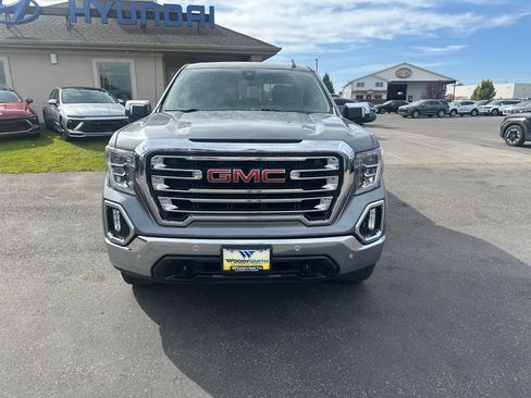 Used 2021 GMC Sierra 1500 SLT w/ SLT Premium Plus Package AWD/4WD image 2