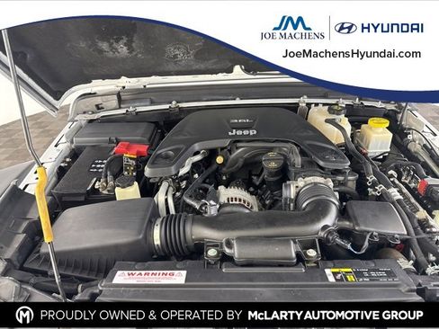 Used 2020 Jeep Gladiator Rubicon w/ Trailer Tow Package image 33