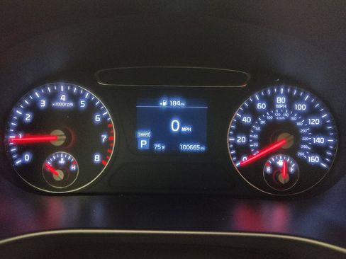 Used 2019 Kia Sorento AWD V6 image 23