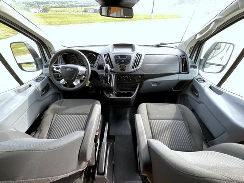 Used 2018 Ford Transit 250 130 Low Roof w/ Exterior Upgrade Package RWD image 15