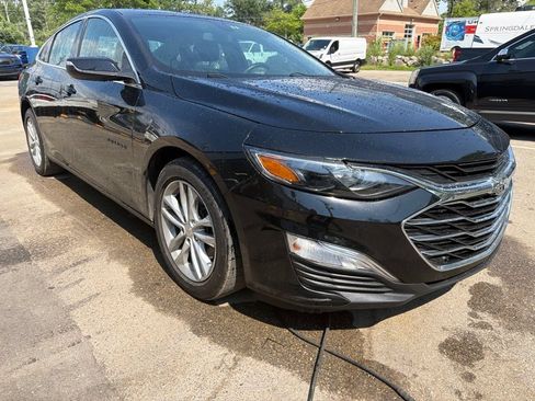 Used 2022 Chevrolet Malibu RS FWD image 3