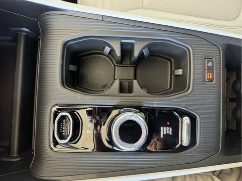 New 2026 Jeep Cherokee Limited AWD/4WD image 24