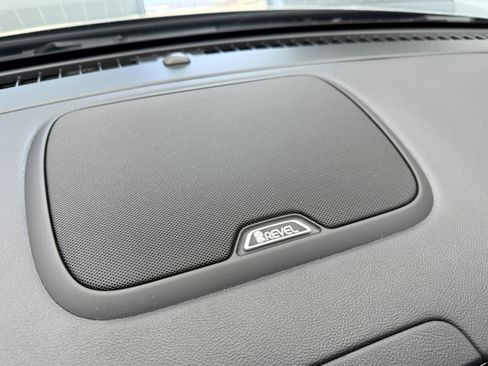 Used 2021 Lincoln Corsair Reserve w/ Elements Package image 19