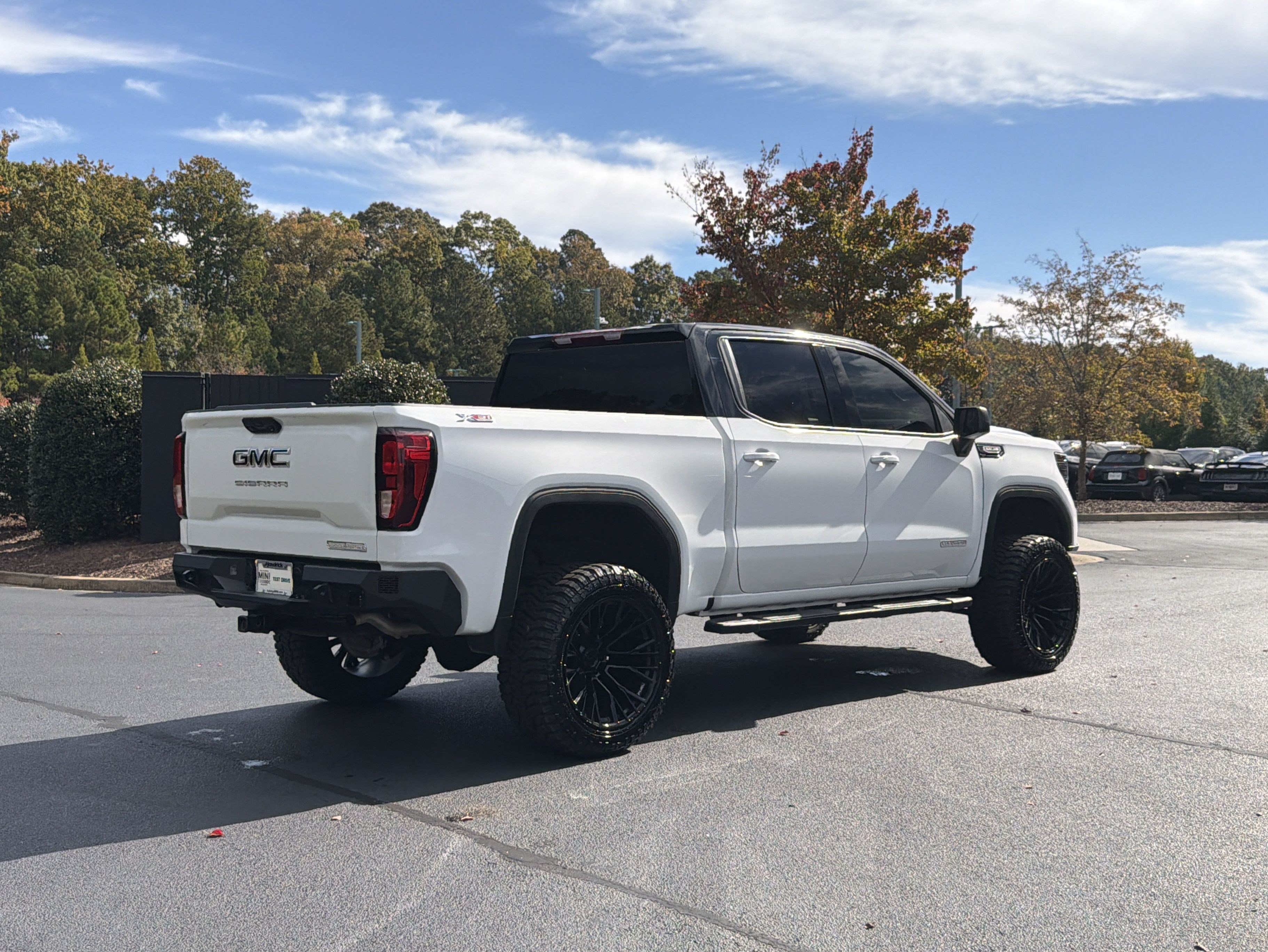 Used 2025 GMC Sierra 1500 Elevation AWD/4WD image 3
