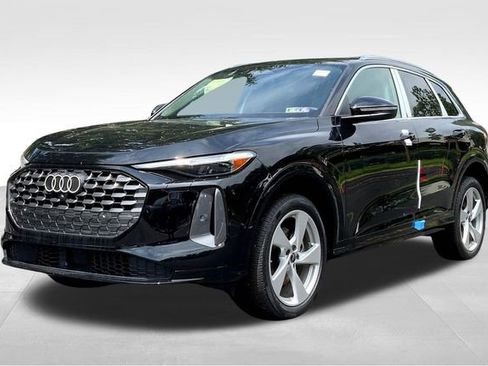 New 2025 Audi Q5 Premium Plus image 2