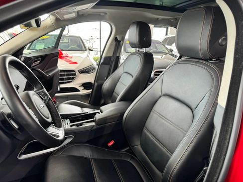 Used 2020 Jaguar F-PACE Prestige image 11