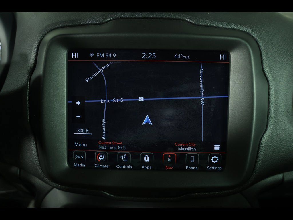 Used 2020 Jeep Renegade Altitude AWD/4WD image 21