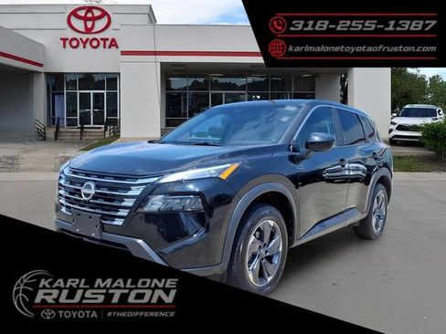 Used 2025 Nissan Rogue SV FWD image 1