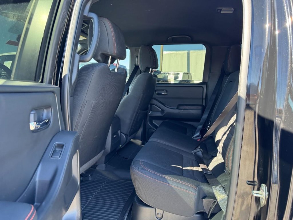 Used 2023 Nissan Frontier PRO-4X w/ Technology Package AWD/4WD image 7