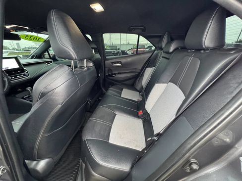 Used 2025 Toyota Corolla XSE FWD image 19