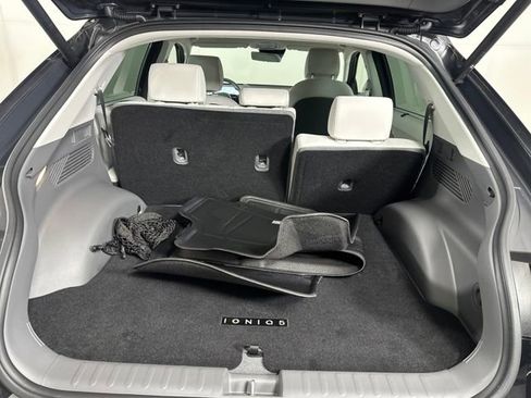 Used 2024 Hyundai Ioniq 5 Limited image 26