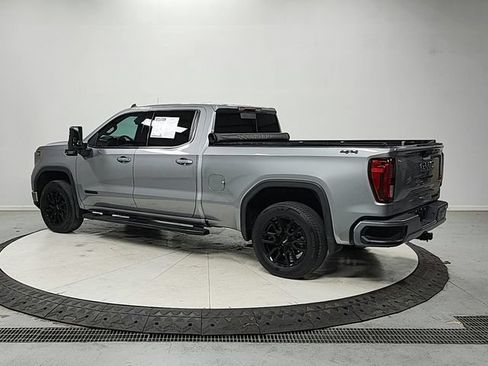Used 2023 GMC Sierra 1500 Elevation w/ Preferred Package AWD/4WD image 5