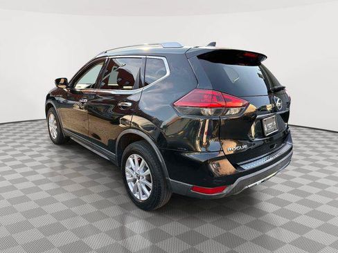 Used 2018 Nissan Rogue SV AWD/4WD image 4