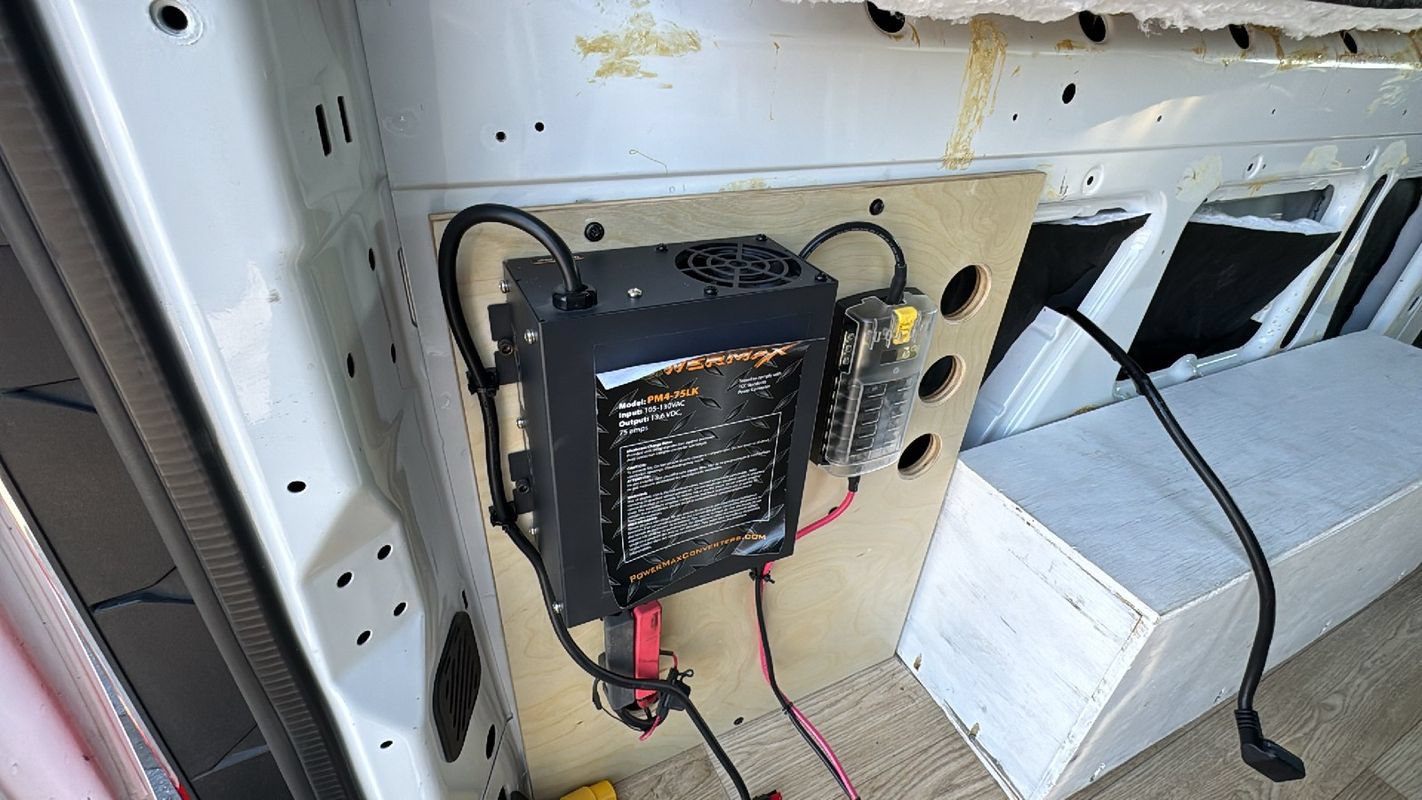 Used 2019 Mercedes-Benz Sprinter 144 image 14