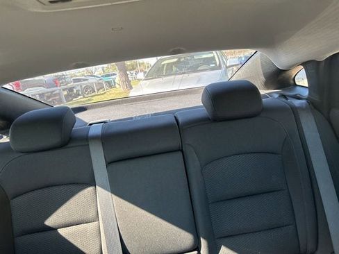 Used 2020 Chevrolet Malibu LT image 10