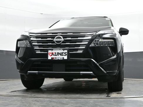 Used 2026 Nissan Rogue Platinum w/ Platinum Premium Package AWD/4WD image 44
