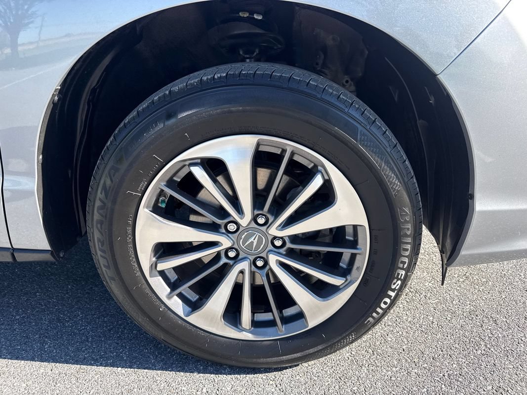 Used 2017 Acura RDX w/ Advance Package AWD/4WD image 30